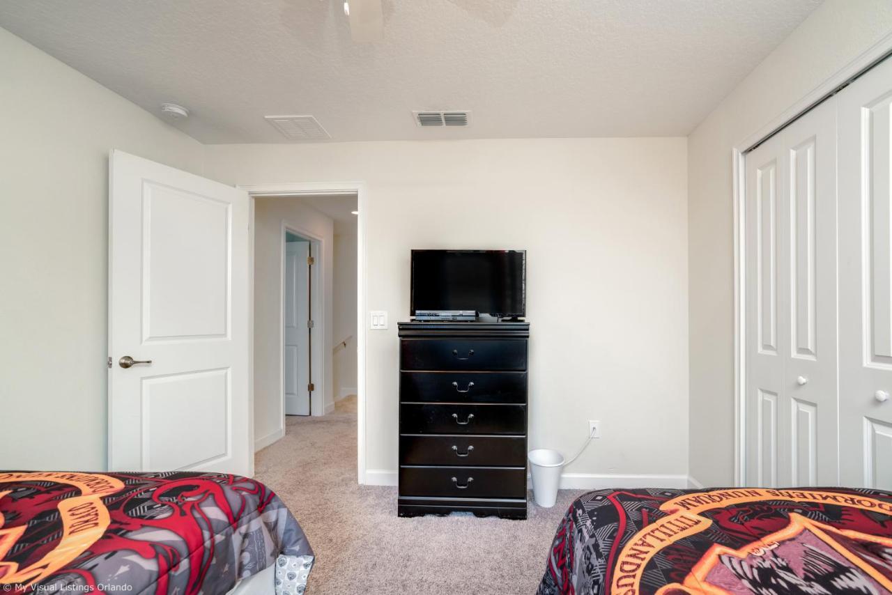 Stunning Lakeview Townhome W Private Pool Kissimmee Bagian luar foto